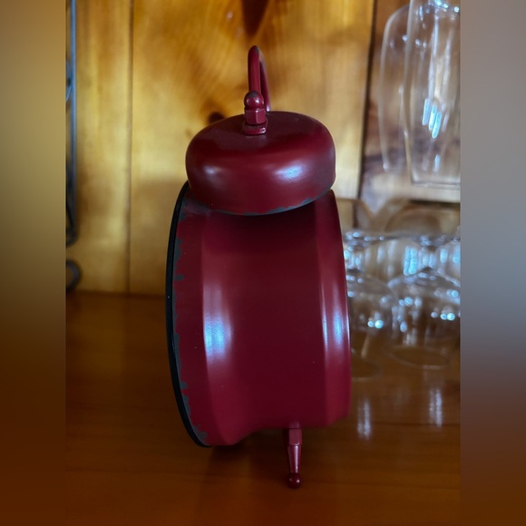 Rustic red clock - Picture 2 of 3
